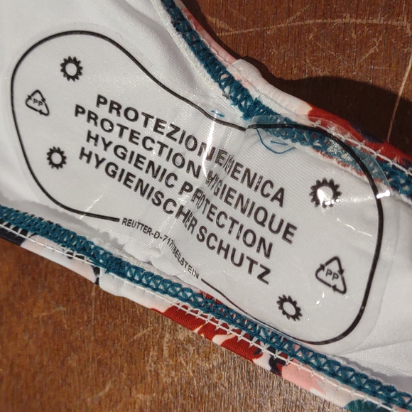 NWOT Woman Swim Bottoms Size L - Picture 6 of 6